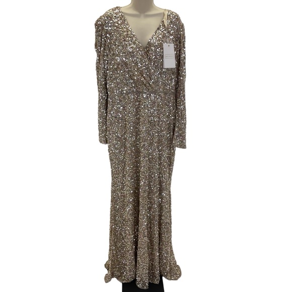 NWT Mac Duggal Sequined Dress 18 Gold - Picture 8 of 16